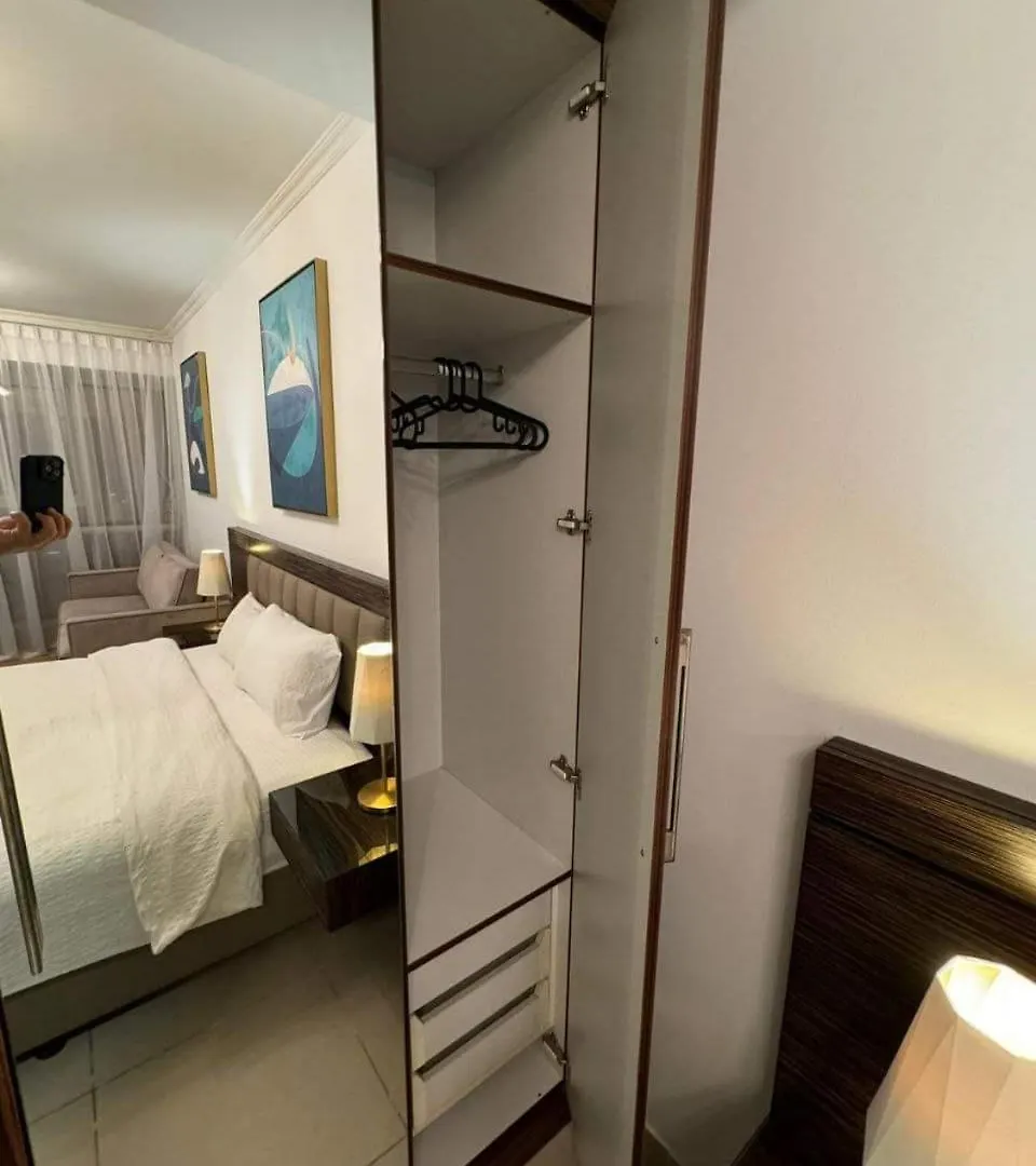 Stunning Apartment - High Floor - Canal View Dubai